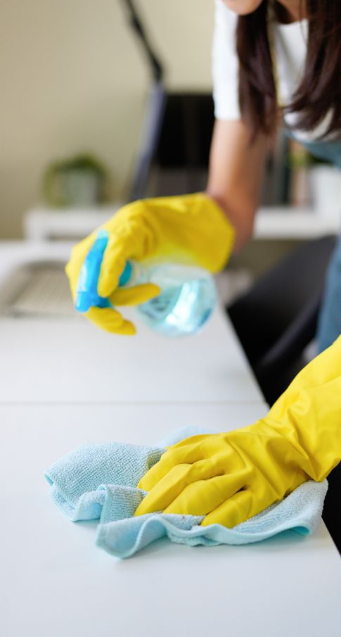 Nettoyage régulier de local professionnel et de bureau par BtoB Clean Nettoyage régulier de local professionnel et de bureau par BtoB Clean